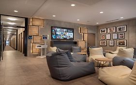 Holiday Inn - The Niu, Timber Esslingen By Ihg